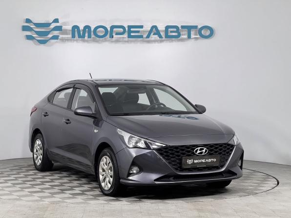 Hyundai Solaris II Рестайлинг с пробегом 2021 года, цена 1 450 000 рублей, 105000 км, седан, Автокод Объявления