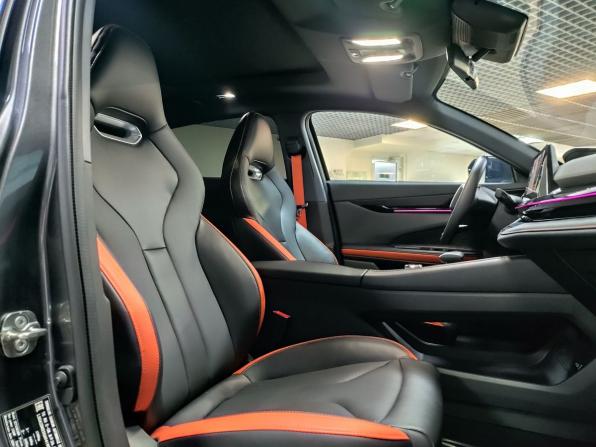 Changan UNI-V I с пробегом 2024 года, цена 2 199 000 рублей, 5650 км, лифтбек, Автокод Объявления