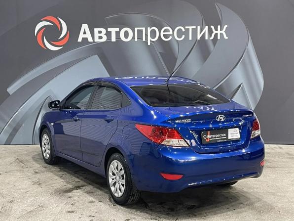 Hyundai Solaris I с пробегом 2012 года, цена 800 000 рублей, 131682 км, седан, Автокод Объявления