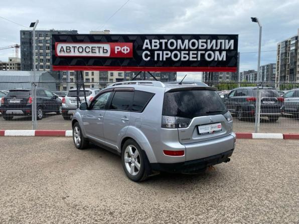 Mitsubishi Outlander II с пробегом 2008 года, цена 980 000 рублей, 243302 км, внедорожник, Автокод Объявления