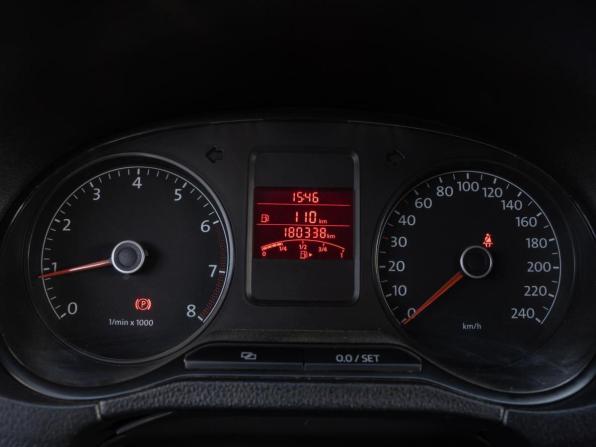 Volkswagen Polo V с пробегом 2012 года, цена 680 000 рублей, 180338 км, седан, Автокод Объявления
