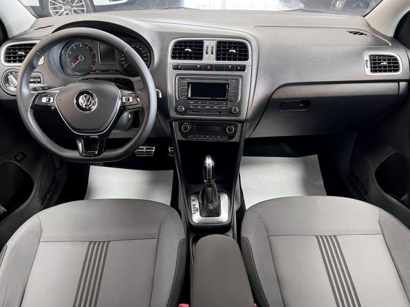 Volkswagen Polo V Рестайлинг с пробегом 2017 года, цена 1 065 000 рублей, 193454 км, седан, Автокод Объявления