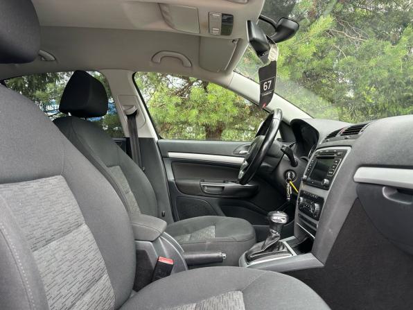 Skoda Octavia II (A5) Рестайлинг с пробегом 2012 года, цена 570 000 рублей, 220997 км, лифтбек, Автокод Объявления