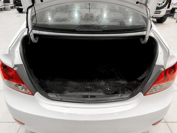 Hyundai Solaris I с пробегом 2013 года, цена 480 000 рублей, 292234 км, седан, Автокод Объявления
