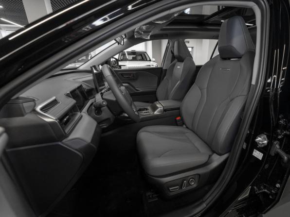 Toyota RAV4 VI (XA60) с пробегом 2026 года, цена 4 100 000 рублей, 11 км, внедорожник, Автокод Объявления