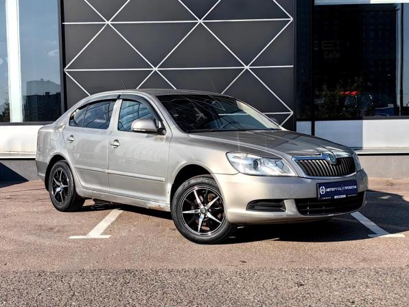 Skoda Octavia II (A5) Рестайлинг с пробегом 2011 года, цена 555 000 рублей, 210182 км, лифтбек, Автокод Объявления