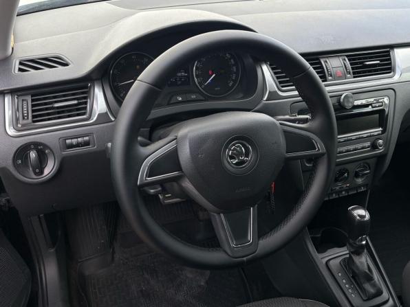 Skoda Rapid I с пробегом 2014 года, цена 770 000 рублей, 276695 км, лифтбек, Автокод Объявления