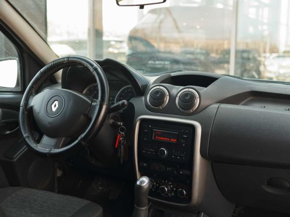 Renault Duster I с пробегом 2014 года, цена 335 000 рублей, 110201 км, внедорожник, Автокод Объявления