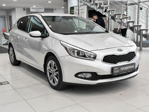 Kia Ceed II с пробегом 2012 года, цена 850 000 рублей, 231236 км, хэтчбек, Автокод Объявления