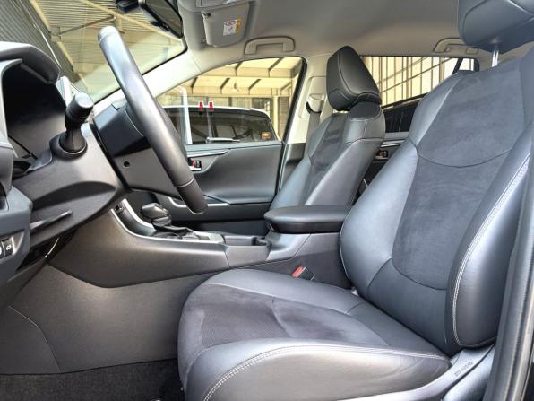 Toyota RAV4 V (XA50) с пробегом 2020 года, цена 3 980 000 рублей, 73110 км, внедорожник, Автокод Объявления