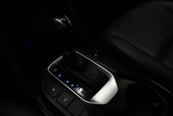 Hyundai Santa Fe III Рестайлинг с пробегом 2017 года, цена 2 794 000 рублей, 124000 км, внедорожник, Автокод Объявления