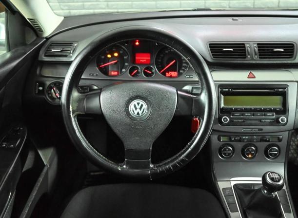 Volkswagen Passat B6 с пробегом 2008 года, цена 650 000 рублей, 245845 км, седан, Автокод Объявления