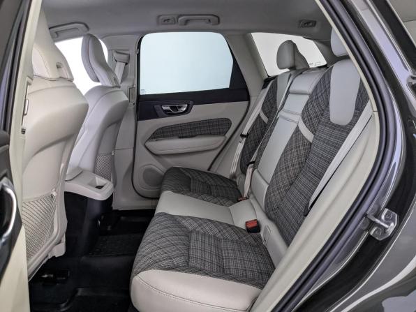 Volvo XC60 II с пробегом 2020 года, цена 3 800 000 рублей, 93905 км, внедорожник, Автокод Объявления