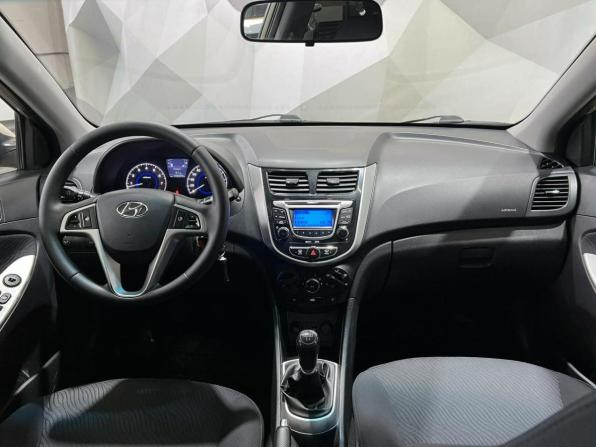 Hyundai Solaris I с пробегом 2011 года, цена 750 000 рублей, 192299 км, седан, Автокод Объявления