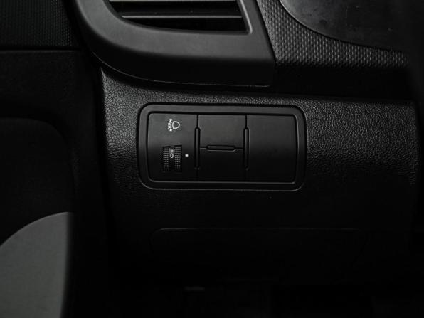 Hyundai Solaris I Рестайлинг с пробегом 2016 года, цена 898 000 рублей, 186559 км, седан, Автокод Объявления