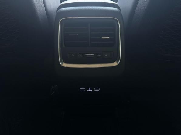 Geely Atlas Pro с пробегом 2023 года, цена 1 899 000 рублей, 58000 км, внедорожник, Автокод Объявления