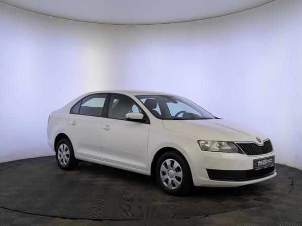Skoda Rapid I Рестайлинг с пробегом 2019 года, цена 925 000 рублей, 117953 км, лифтбек, Автокод Объявления