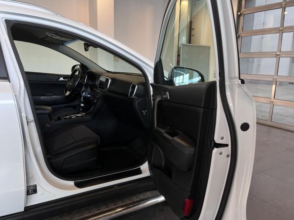 Kia Sportage IV Рестайлинг с пробегом 2021 года, цена 2 650 000 рублей, 85212 км, внедорожник, Автокод Объявления
