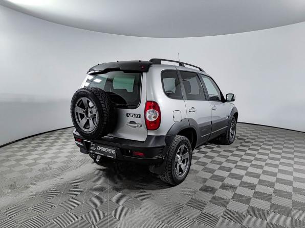 Chevrolet Niva I Рестайлинг с пробегом 2016 года, цена 600 000 рублей, 95333 км, внедорожник, Автокод Объявления