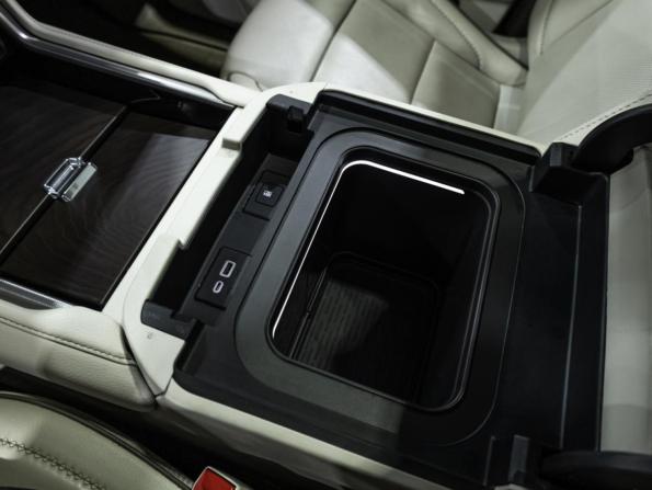 GMC Yukon V с пробегом 2022 года, цена 7 490 000 рублей, 79422 км, внедорожник, Автокод Объявления