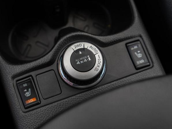 Nissan Qashqai II с пробегом 2015 года, цена 1 675 000 рублей, 119717 км, внедорожник, Автокод Объявления