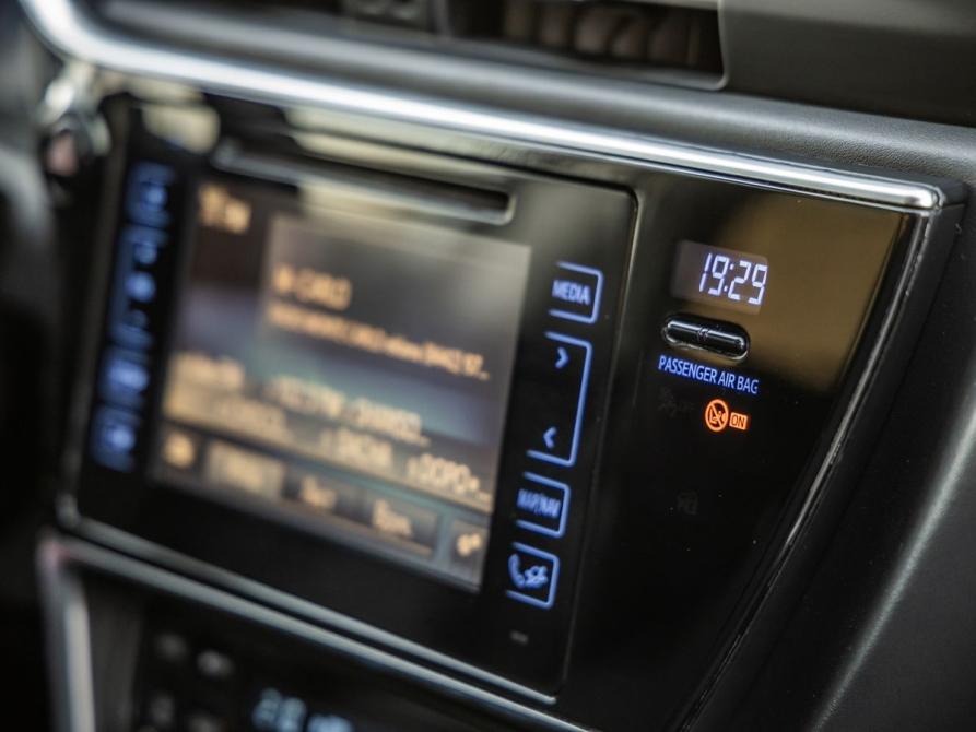 Toyota Corolla XI (E160 E170 E180) Рестайлинг 1 Волгоград  - изображение 29