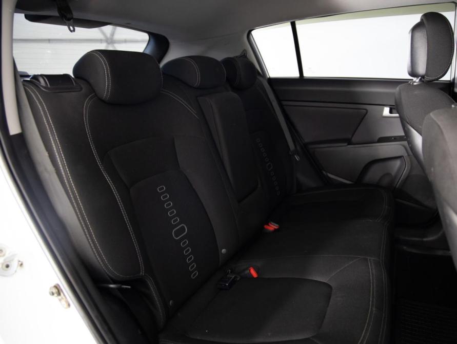 Kia Sportage III Санкт-Петербург  - изображение 13