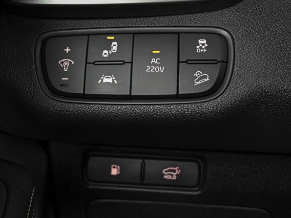 Kia Sorento III Prime Рестайлинг с пробегом 2018 года, цена 3 090 111 рублей, 78052 км, внедорожник, Автокод Объявления