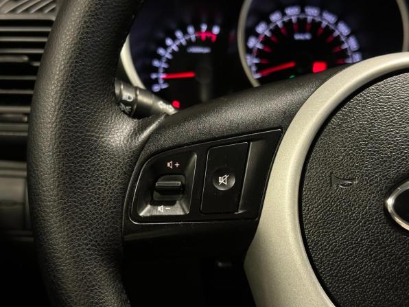 Kia Venga I с пробегом 2012 года, цена 1 050 000 рублей, 98202 км, минивэн, Автокод Объявления