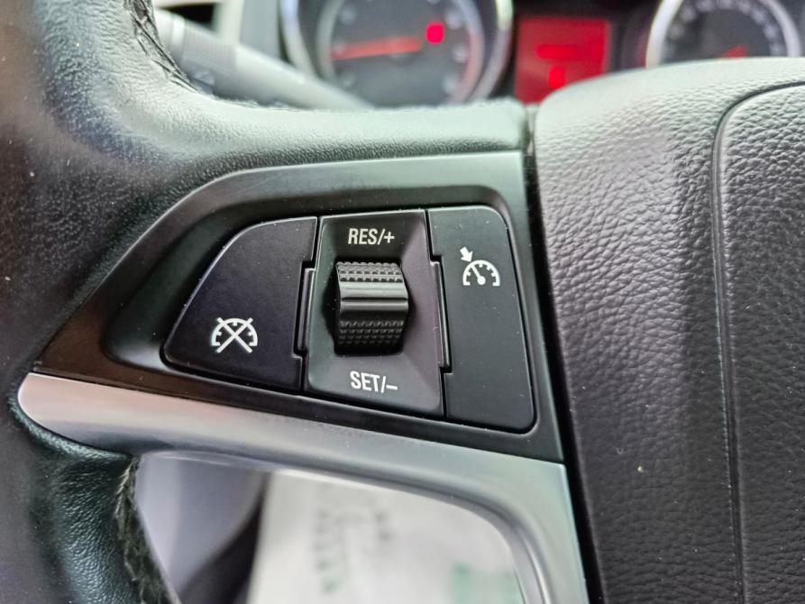 Opel Astra J Рестайлинг Тюмень  - изображение 16