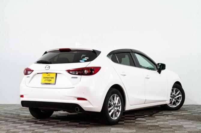 Mazda Axela III Рестайлинг с пробегом 2018 года, цена 1 479 000 рублей, 159000 км, седан, Автокод Объявления