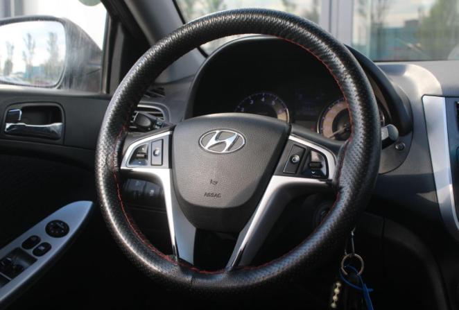 Hyundai Solaris I с пробегом 2011 года, цена 775 000 рублей, 97186 км, седан, Автокод Объявления