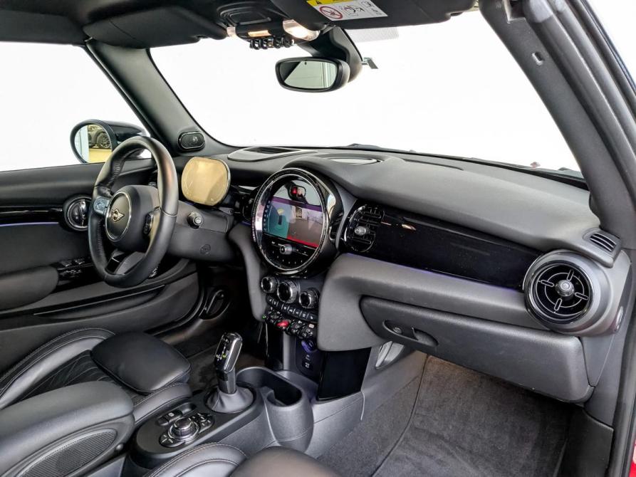 Mini Countryman II Рестайлинг Москва  - изображение 11
