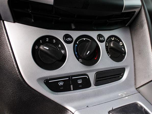 Ford Focus III с пробегом 2013 года, цена 890 000 рублей, 257792 км, седан, Автокод Объявления