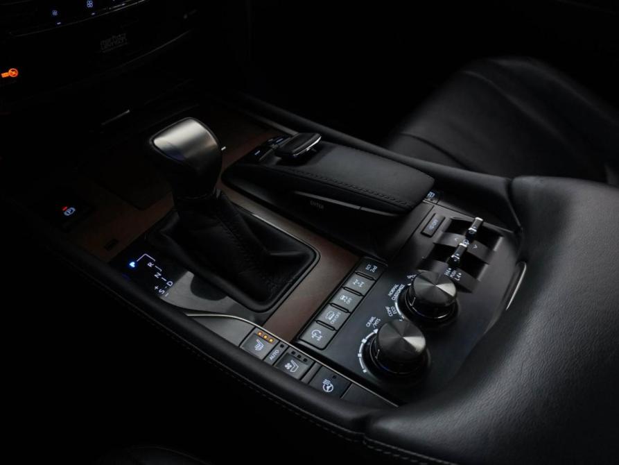 Lexus LX III Рестайлинг 2 Москва  - изображение 19