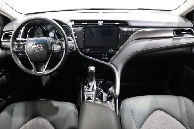 Toyota Camry VIII (XV70) с пробегом 2019 года, цена 2 230 000 рублей, 77897 км, седан, Автокод Объявления