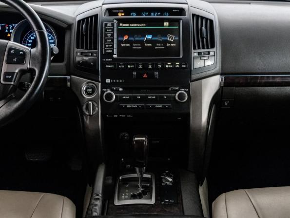 Toyota Land Cruiser 200 Series с пробегом 2010 года, цена 2 399 000 рублей, 378281 км, внедорожник, Автокод Объявления