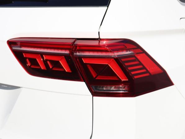 Volkswagen Tiguan II Рестайлинг с пробегом 2021 года, цена 3 699 000 рублей, 137385 км, внедорожник, Автокод Объявления