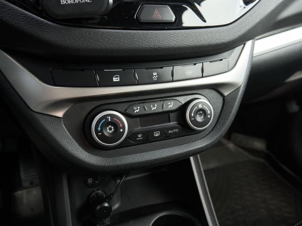 Lada (ВАЗ) Vesta I с пробегом 2020 года, цена 1 087 000 рублей, 83184 км, седан, Автокод Объявления