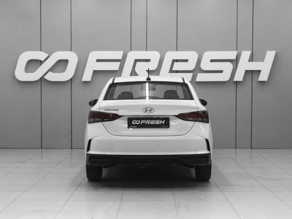 Hyundai Solaris II Рестайлинг с пробегом 2021 года, цена 1 670 000 рублей, 55878 км, седан, Автокод Объявления