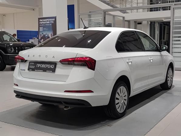Skoda Rapid II с пробегом 2021 года, цена 1 647 000 рублей, 95123 км, лифтбек, Автокод Объявления