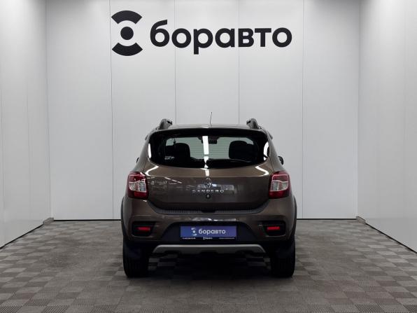 Renault Sandero II Рестайлинг с пробегом 2018 года, цена 1 220 000 рублей, 113988 км, хэтчбек, Автокод Объявления