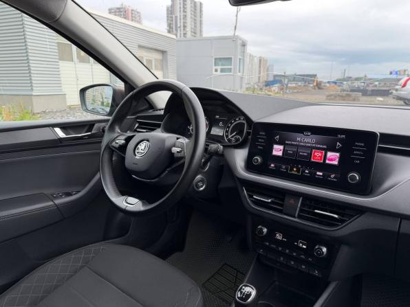 Skoda Rapid II с пробегом 2021 года, цена 1 515 000 рублей, 114300 км, лифтбек, Автокод Объявления