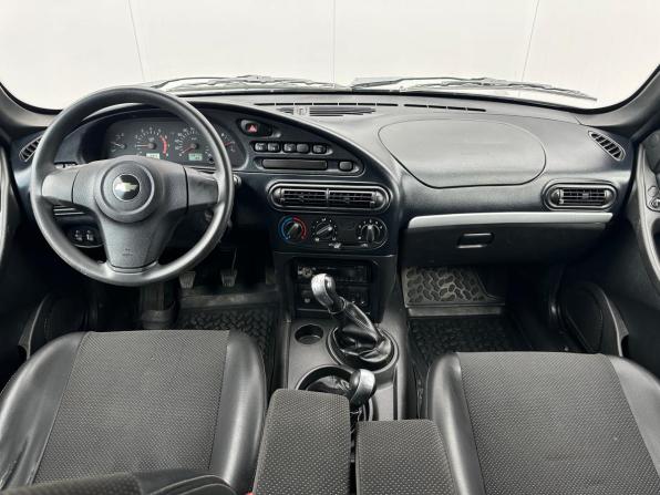 Chevrolet Niva I Рестайлинг с пробегом 2015 года, цена 682 000 рублей, 125000 км, внедорожник, Автокод Объявления