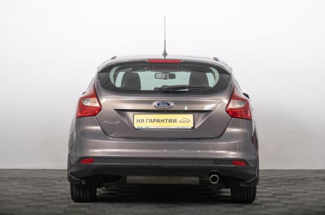 Ford Focus III с пробегом 2012 года, цена 899 000 рублей, 334000 км, хэтчбек, Автокод Объявления