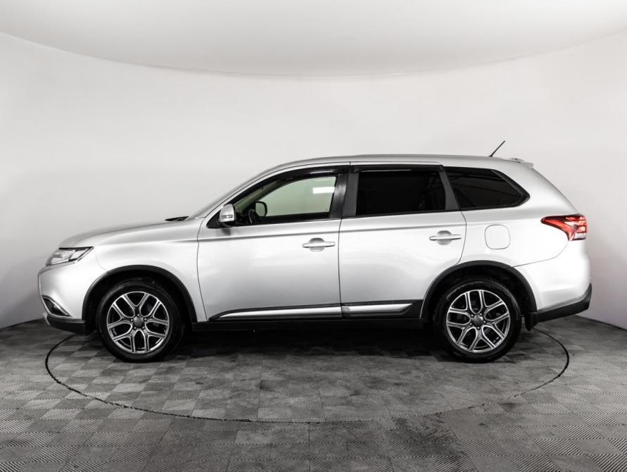 Mitsubishi Outlander III Рестайлинг 2 Санкт-Петербург  - изображение 8