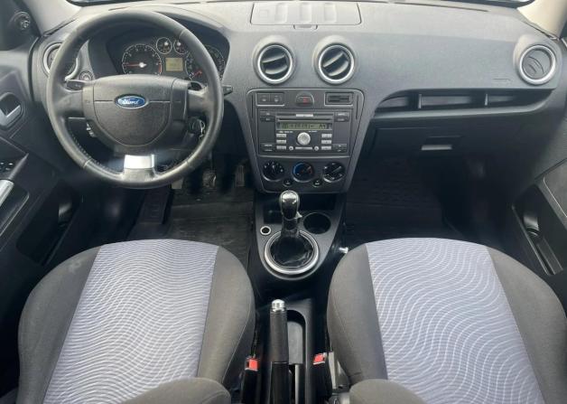 Ford Fusion I Рестайлинг с пробегом 2007 года, цена 285 000 рублей, 250000 км, хэтчбек, Автокод Объявления