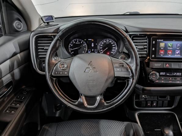 Mitsubishi Outlander III Рестайлинг 2 с пробегом 2018 года, цена 1 965 000 рублей, 136433 км, внедорожник, Автокод Объявления