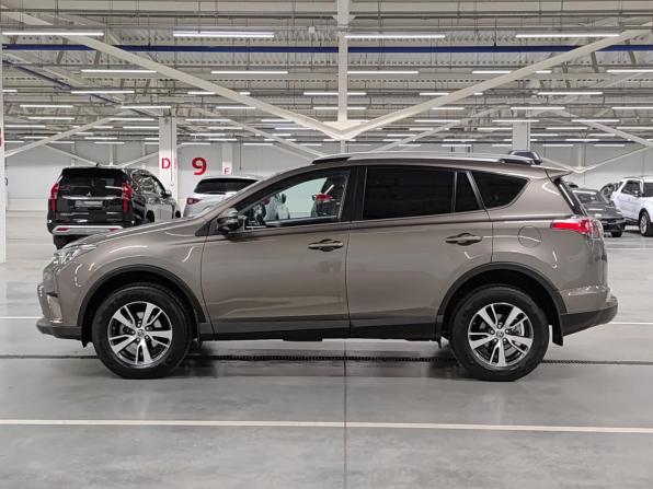 Toyota RAV4 IV (XA40) Рестайлинг с пробегом 2018 года, цена 2 849 000 рублей, 36849 км, внедорожник, Автокод Объявления