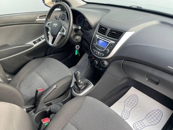 Hyundai Solaris I с пробегом 2013 года, цена 999 000 рублей, 50121 км, хэтчбек, Автокод Объявления